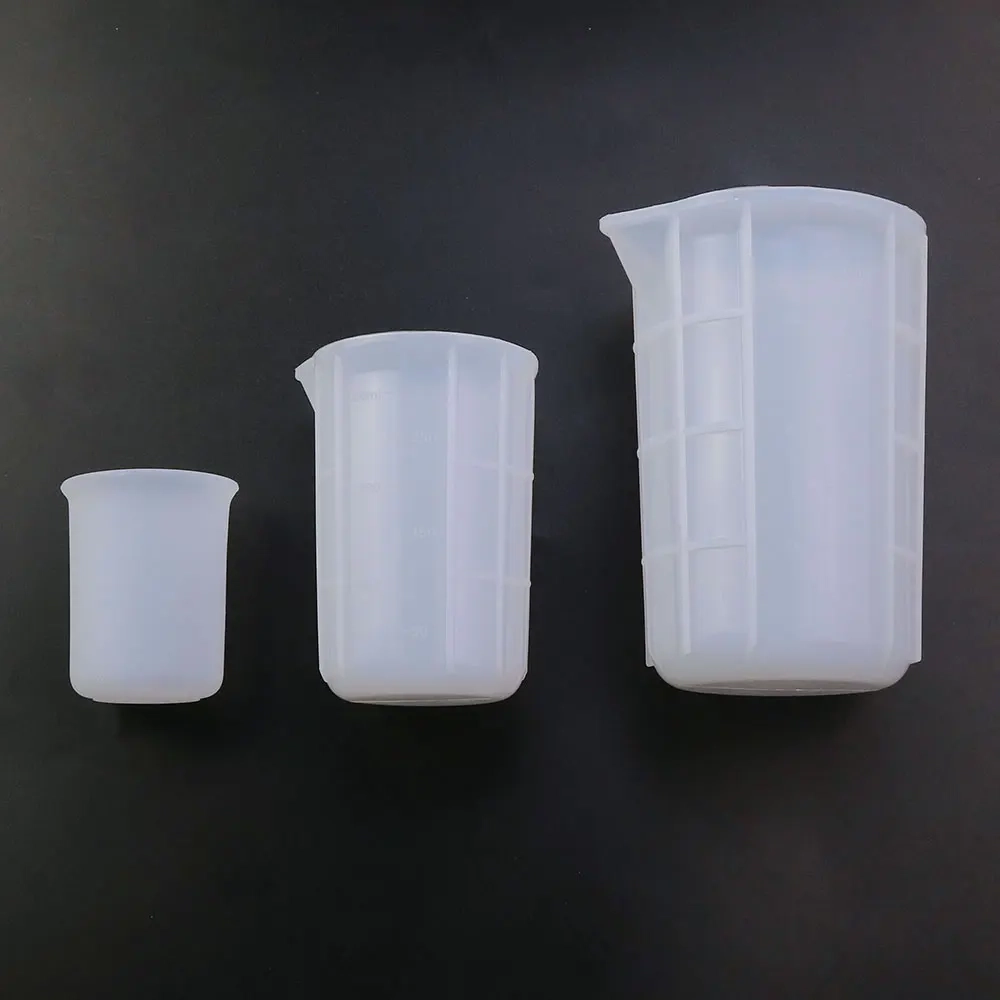 Silicone Measuring Cup with Scale - Image 2
