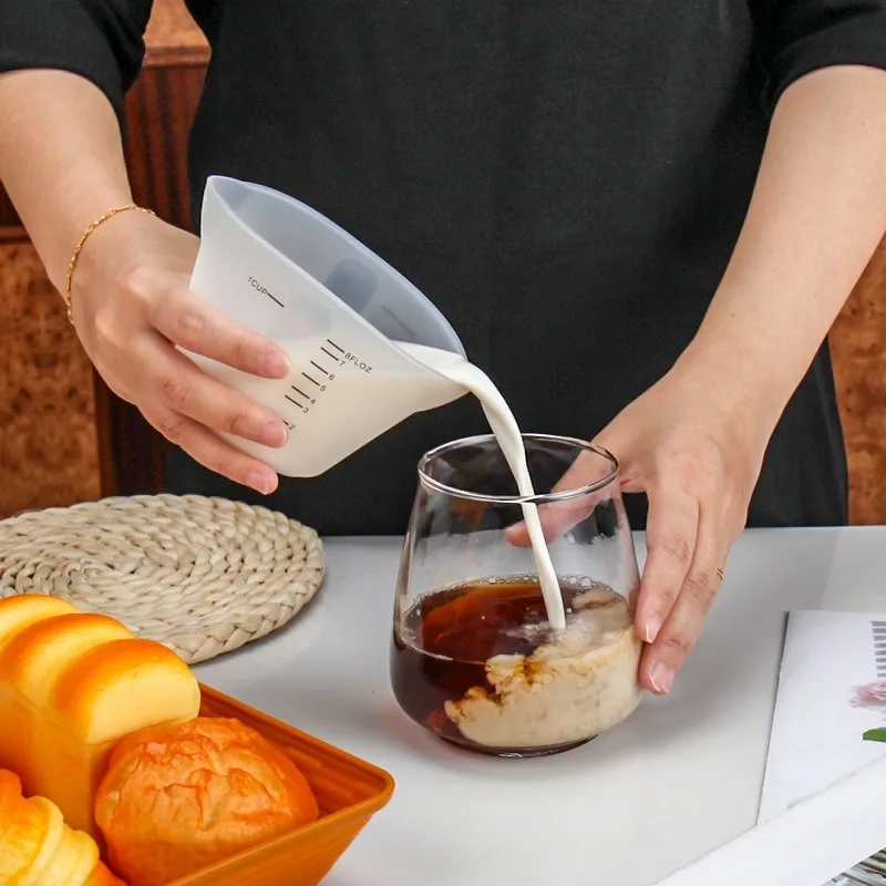 Silicone Measuring Cup Set - Image 2