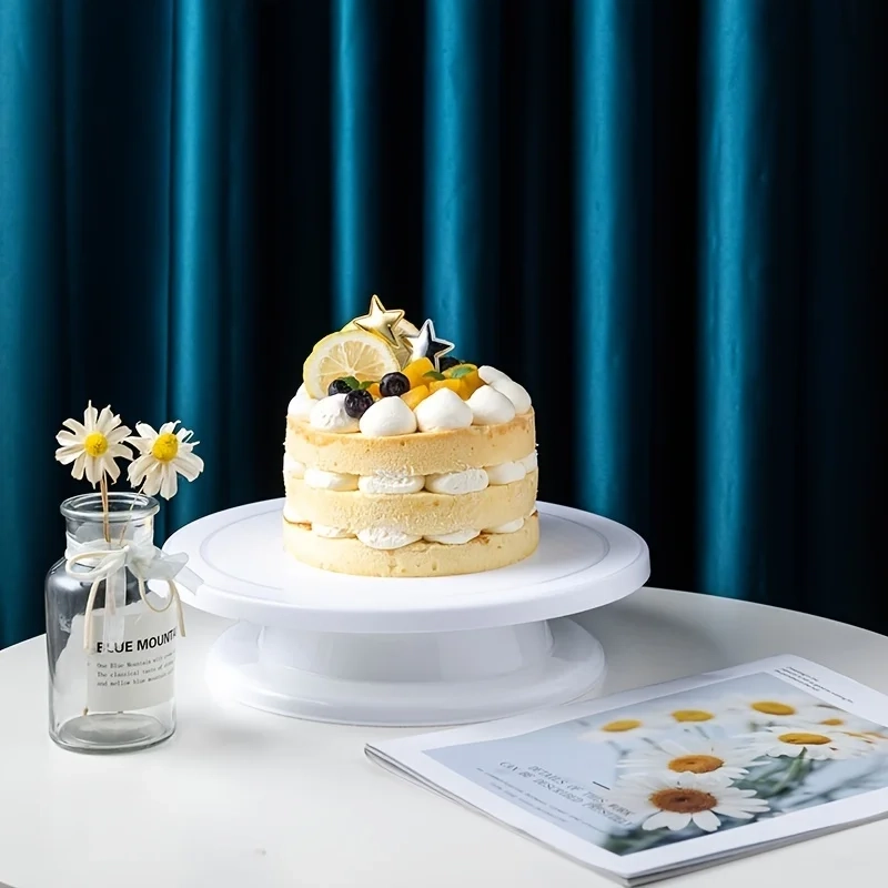 Round Cake Turntable Decorating Set - Image 2