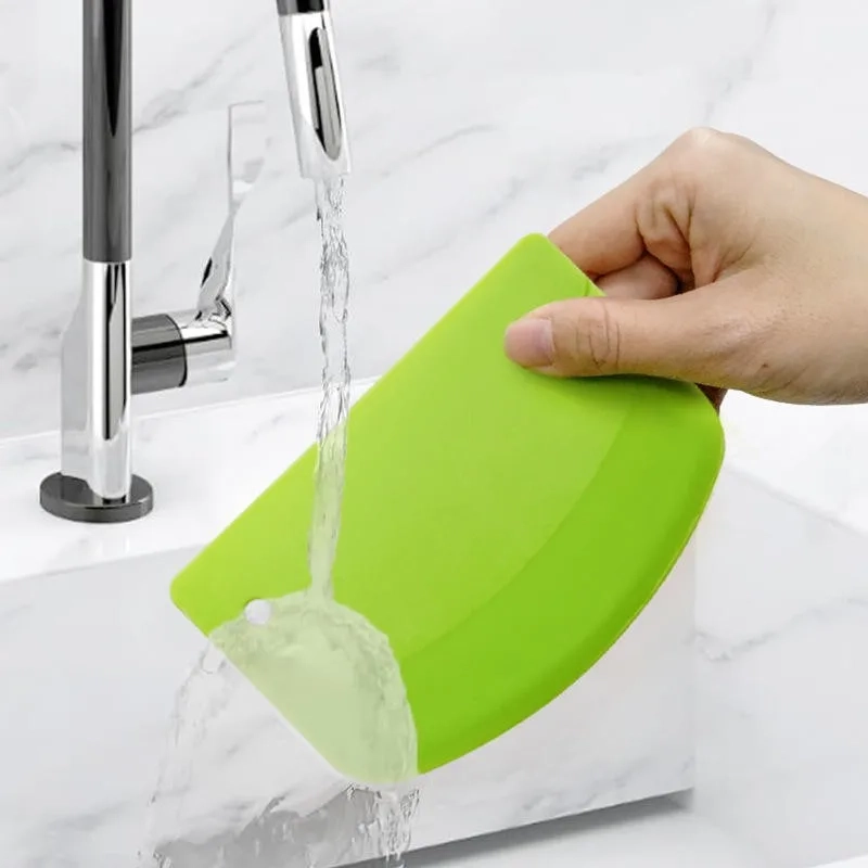 Flexible Plastic Dough Scraper - Image 4